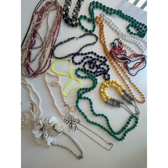 Vintage Necklace Bundle 60’s-90’s 16PC #2 - Picture 8 of 9